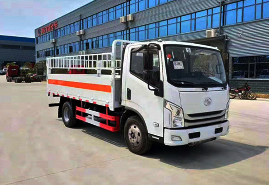 國六躍進(jìn)超越氣瓶運輸車